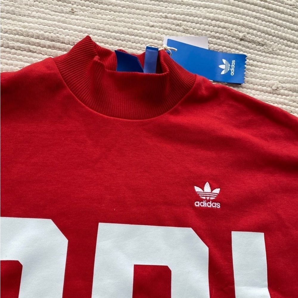 Adidas cropped pullover - Picture 2 of 3